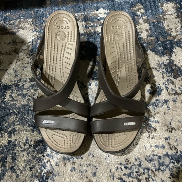 Crocs Brown Cyprus IV Open Toe Heels Size 8 - Picture 4 of 9